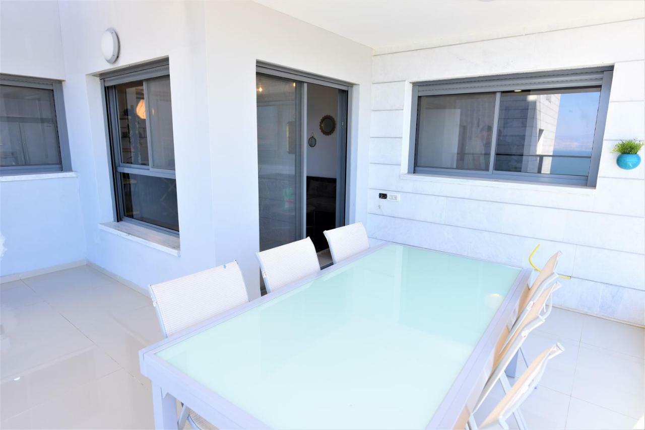 Aristone Luxury Apartment Tiberiade Esterno foto