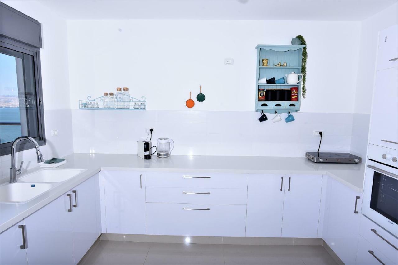 Aristone Luxury Apartment Tiberiade Esterno foto