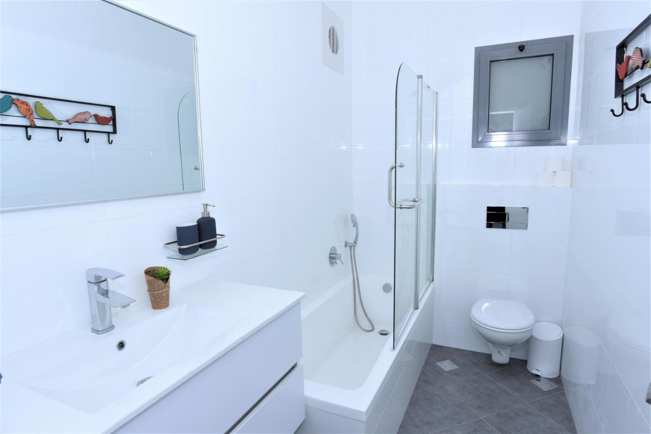 Aristone Luxury Apartment Tiberiade Esterno foto